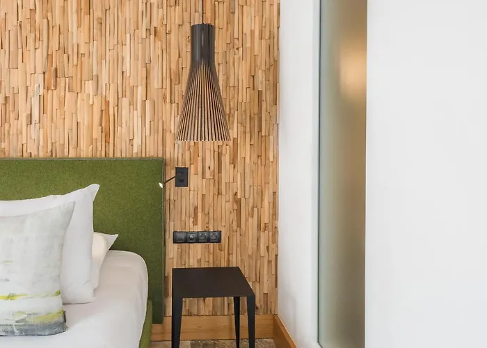 Dominique Colonna Hotel