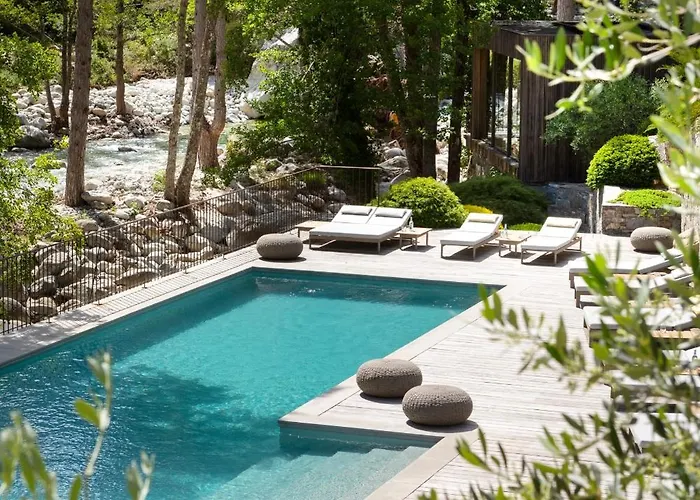 Dominique Colonna Hotel 4*