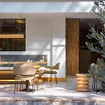 Dominique Colonna 4* קורטה