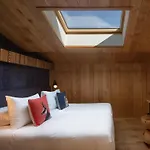 Dominique Colonna 4* קורטה