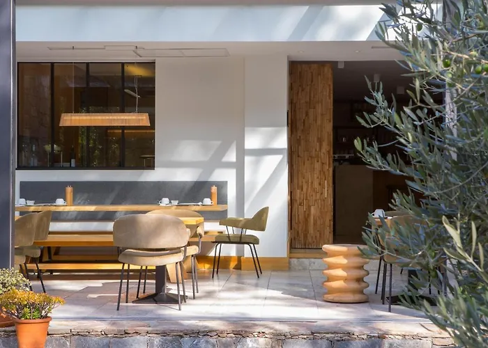 Dominique Colonna 4* Corte (Corsica)