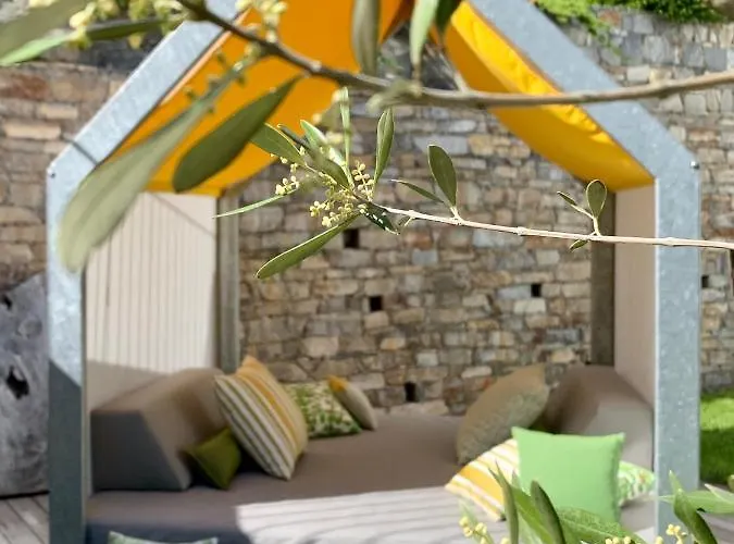 Dominique Colonna 4*